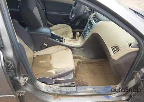 2010 Chevrolet Malibu Ls из США, поврежденный, VIN 1G1ZB5EB0AF227317